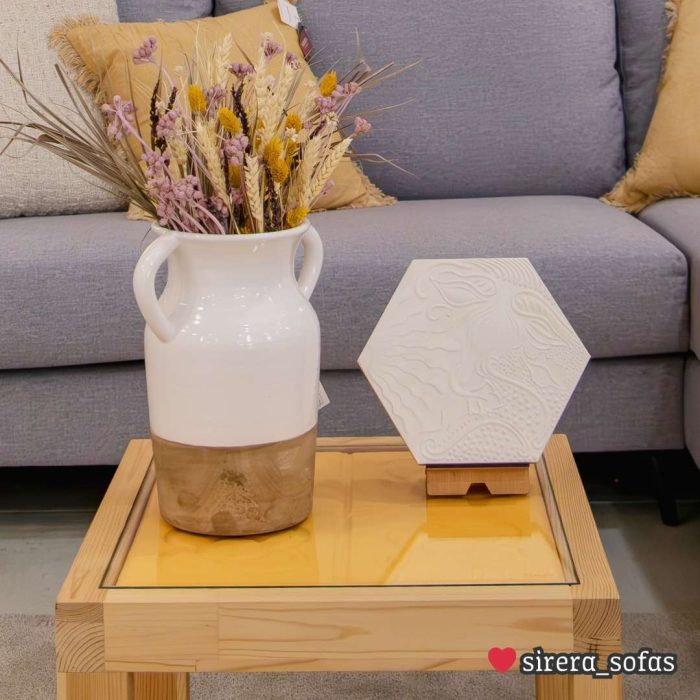 Panot hexagonal original blancGaudi Barcelona shop Petit Gaudí & Sirera SOFAS