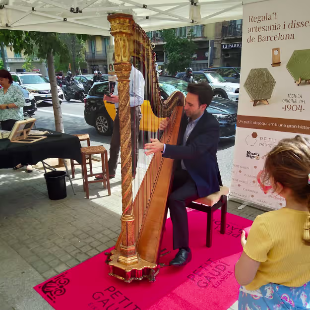 Patrimonio vivo en la Feria Modernista de Barcelona