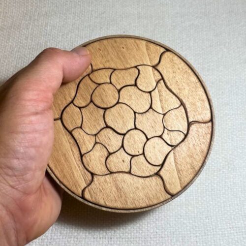Puzzle Trencadís de 13,5 cm en la mano